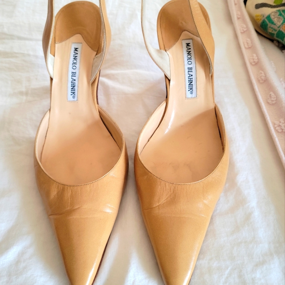 Manolo Blahnik Carolyne slingbacks, Size 41 (US size 10.5), camel color